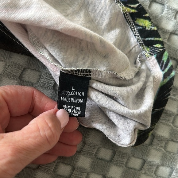 Original Gravity Graphic Long Sleeve Shirt with Comic Print - Picture 7 of 8